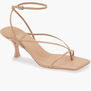 Nude sandal
